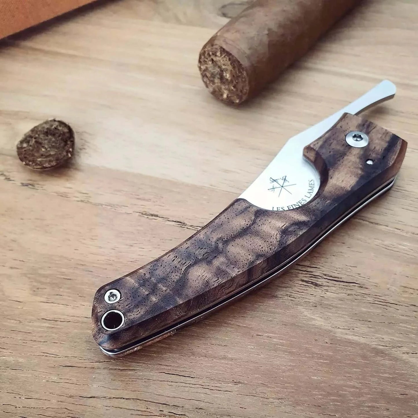LE PETIT - Gunstock Walnut Burl