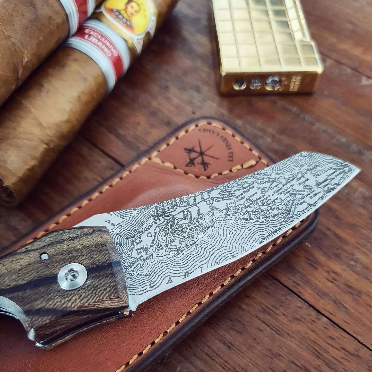 LE PETIT - Compass - Cuba Ziricote