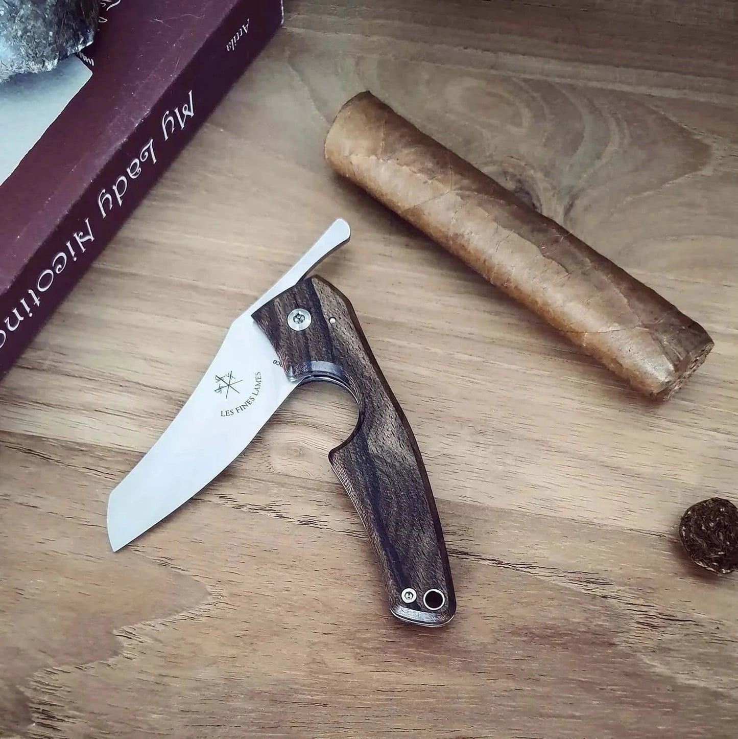 LE PETIT - Compass - Cuba Ziricote