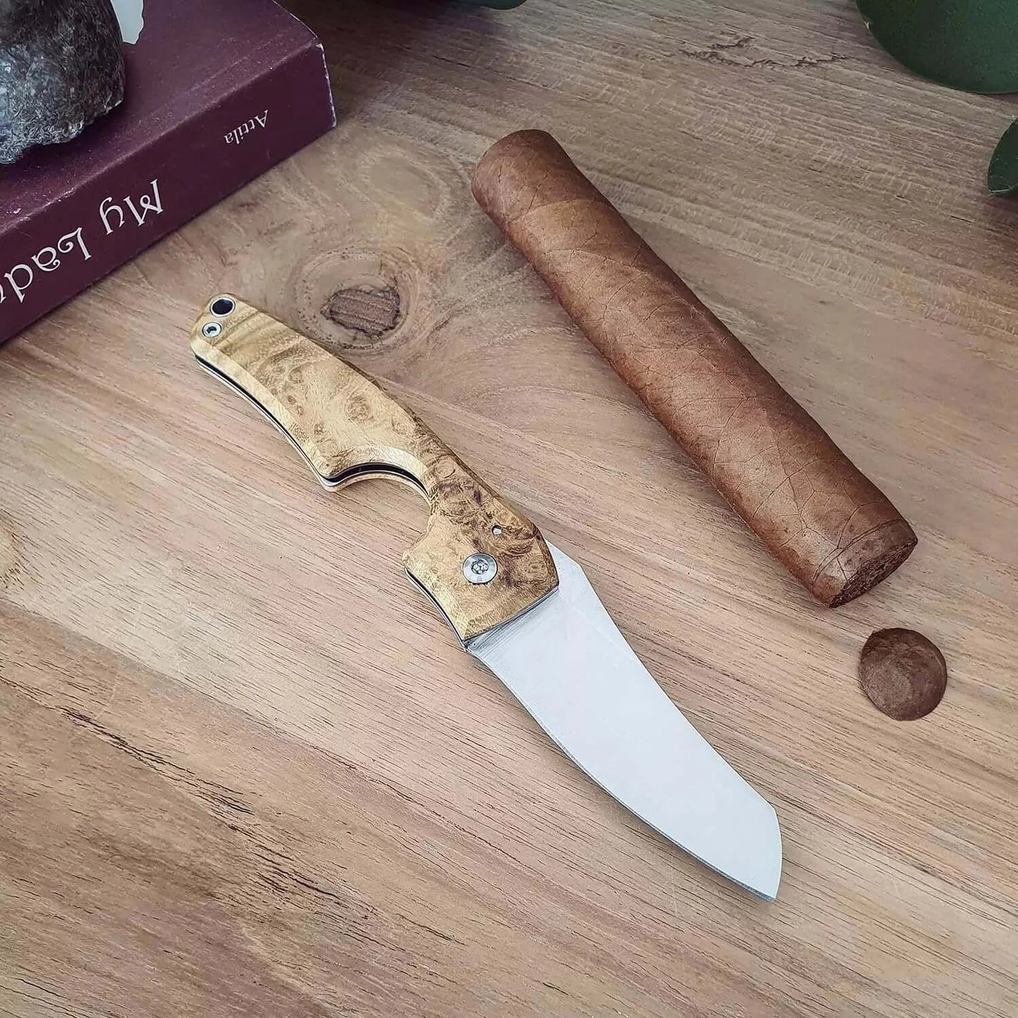 LE PETIT - Acacia Burl